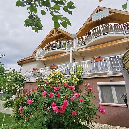 Landhaus Forras Balatonfured Exterior photo